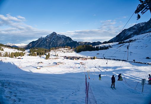 Skifahren im Winterpark Postalm