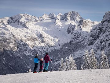 skiregion-dachstein-west-c-dachstein-tourismus-ag-mirja-geh-1